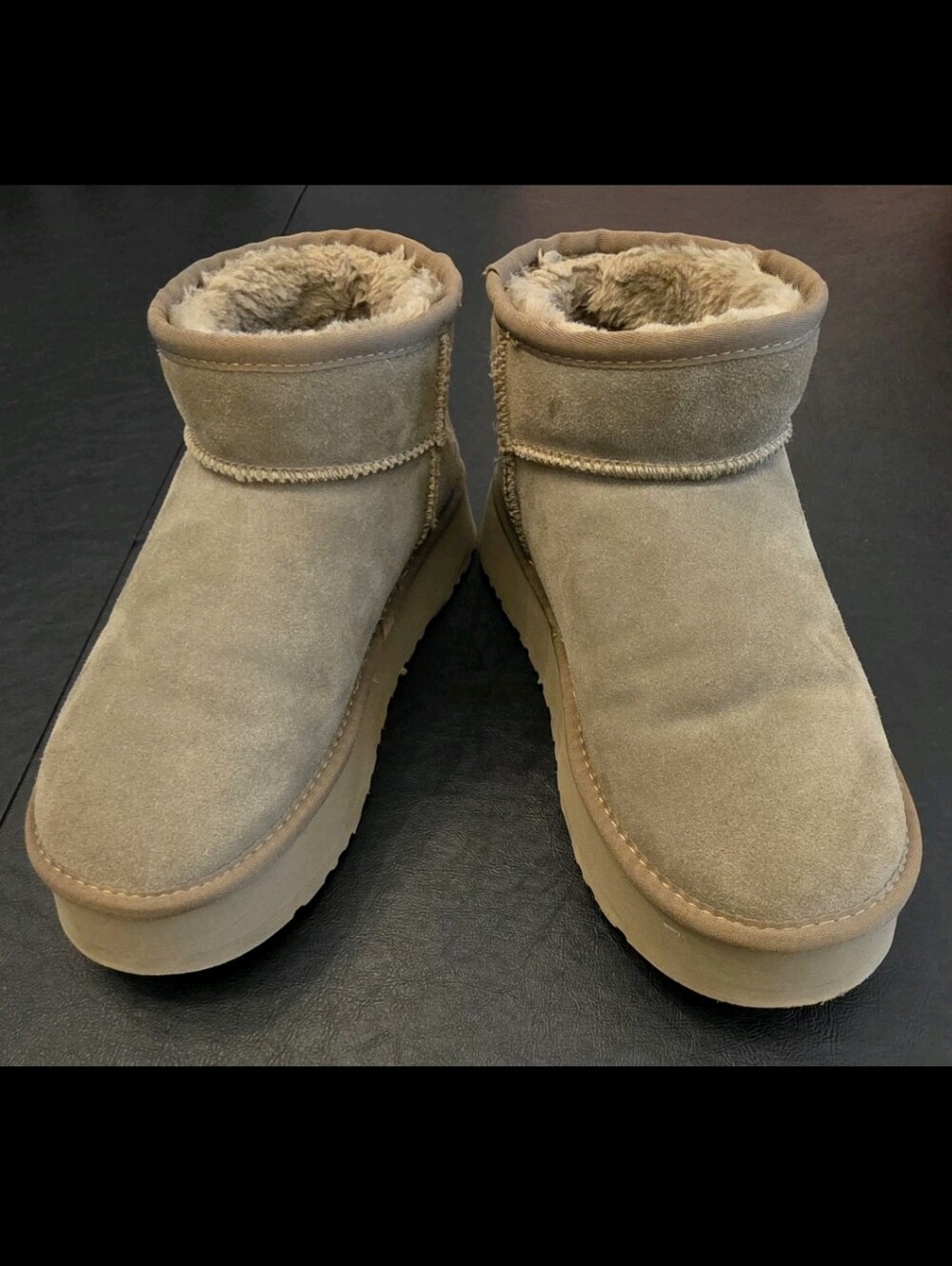 UGG AUSTRALIA WOMENS SUEDE CLASSIC ULTRA MINI PLATFORM ANKLE BOOTS, SIZE 9